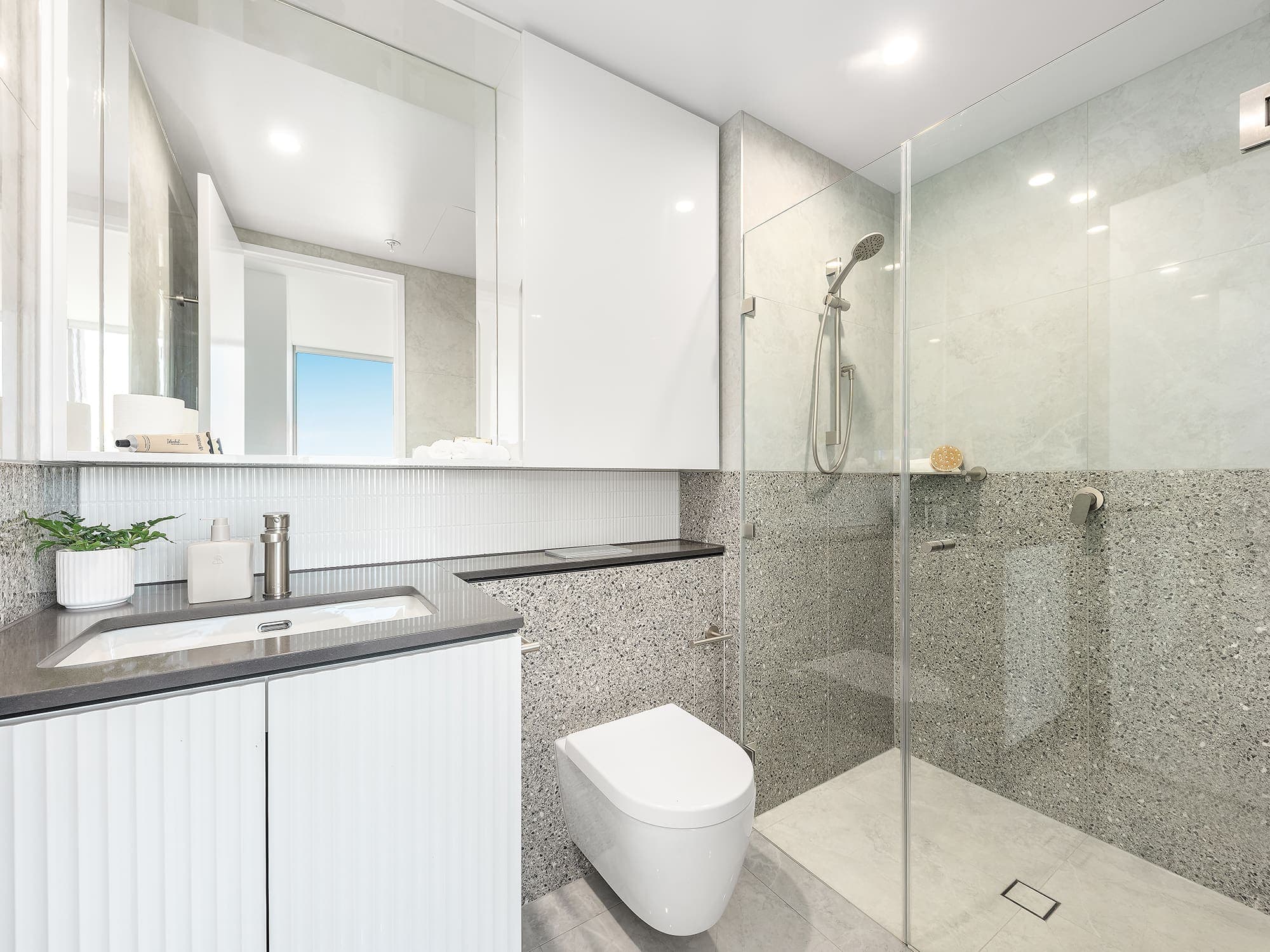 ONLINE_RHG_2483_Rework2