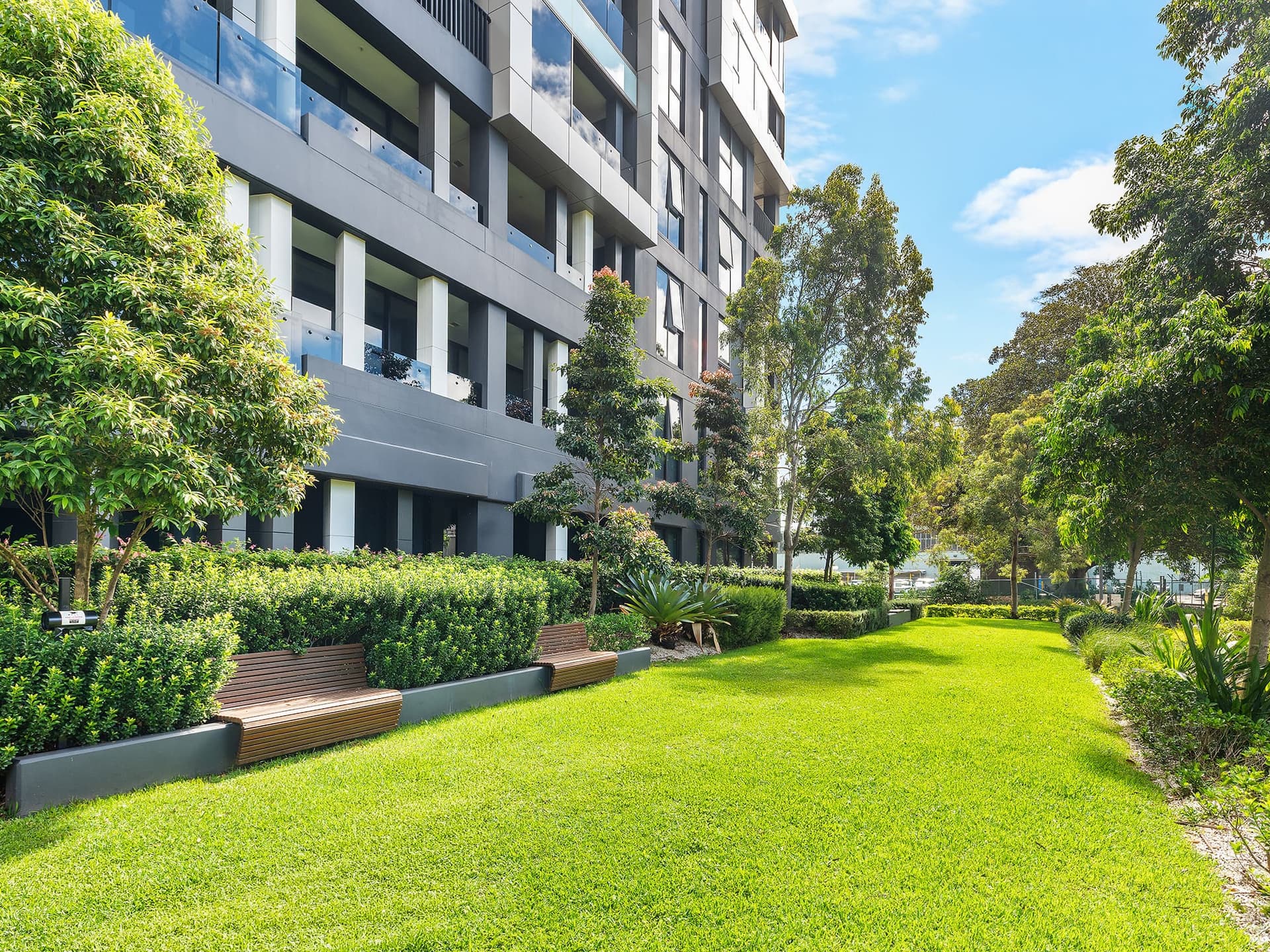 ONLINE_RHG_2699 Rework2