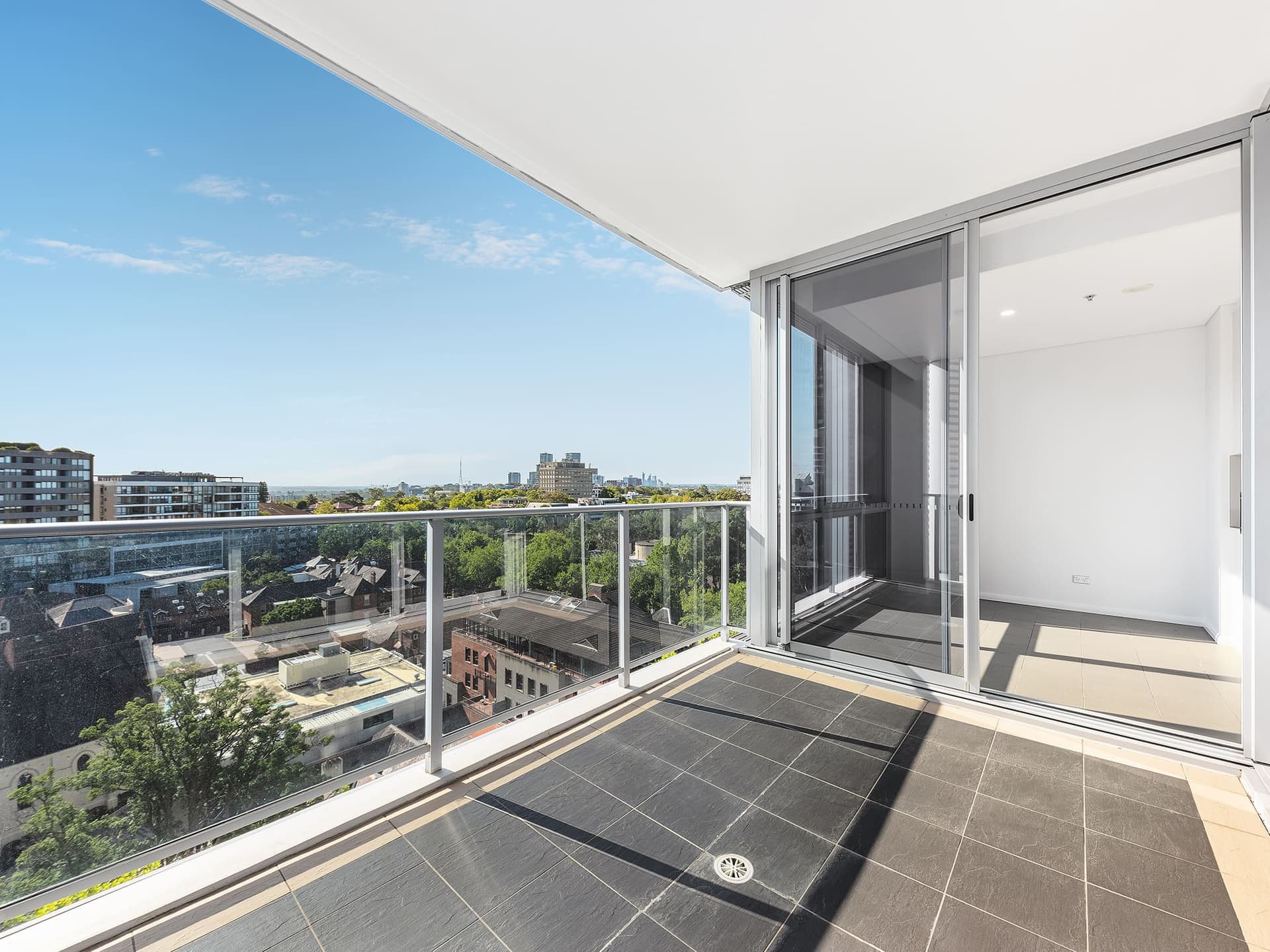 ONLINE_RHG_3184 Rework2