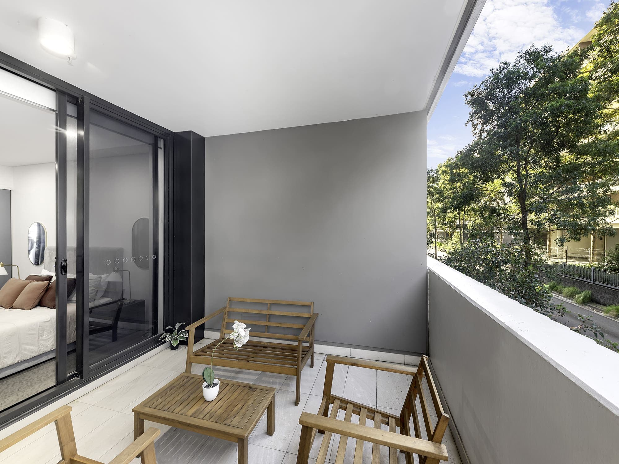 ONLINE_JJG_2527_Rework2