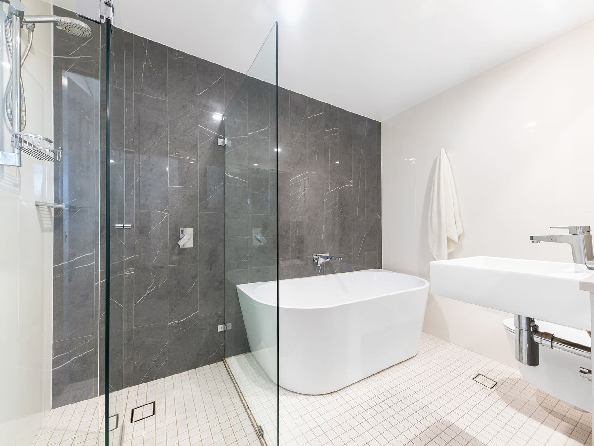 ONLINE_JJG_1238_Rework2