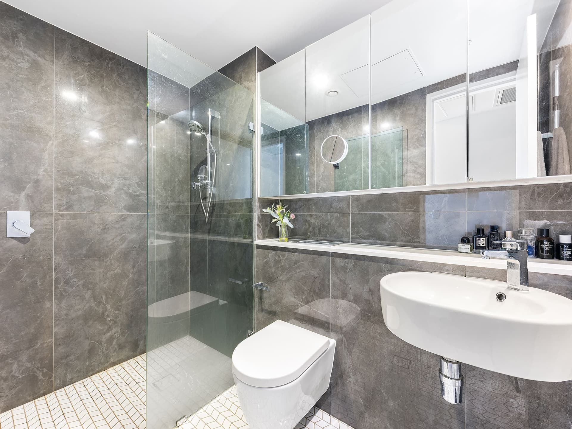 ONLINE_RHG_6441 Rework2