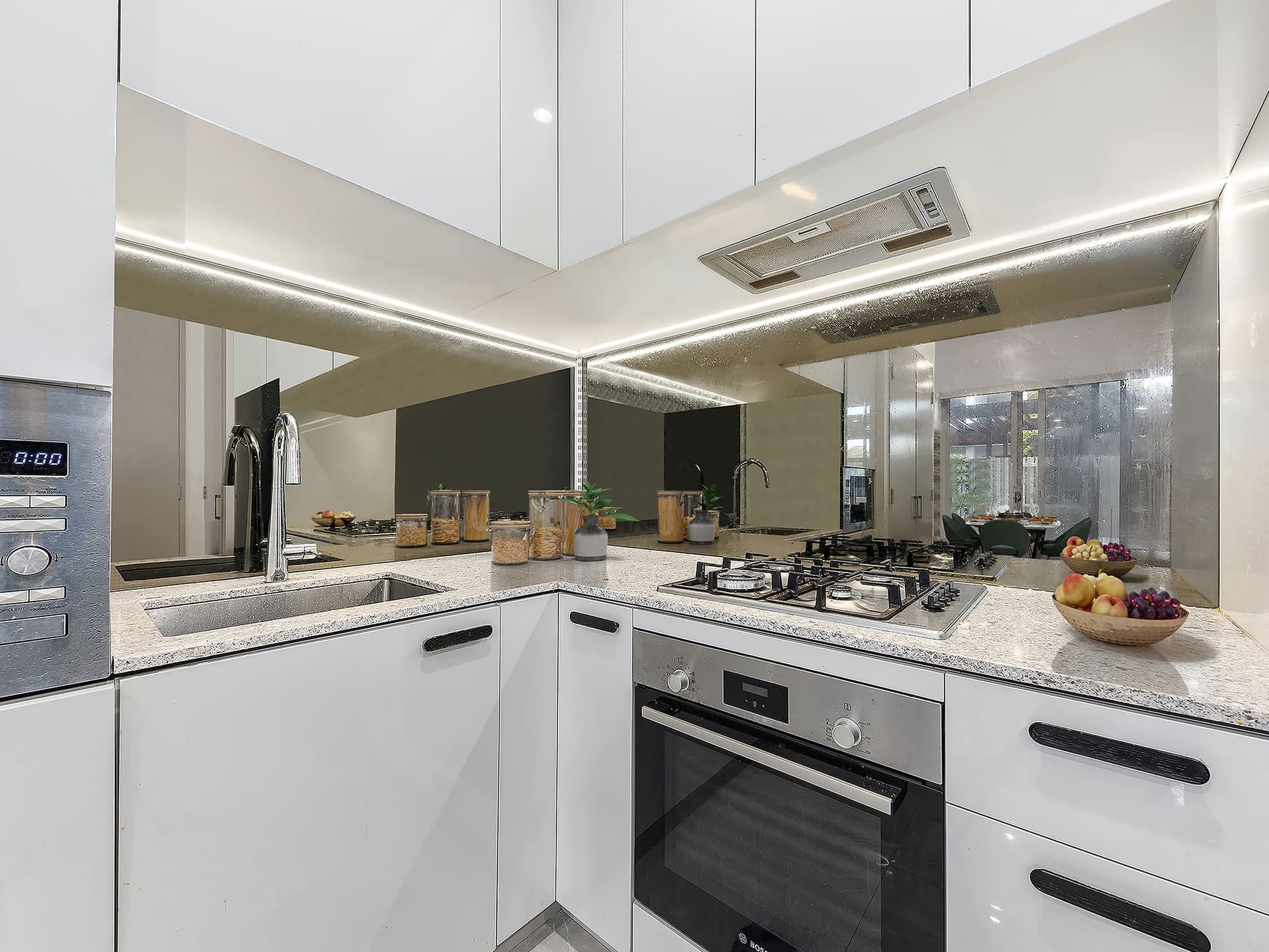 ONLINE_RHG_6684_Rework Empty + VF