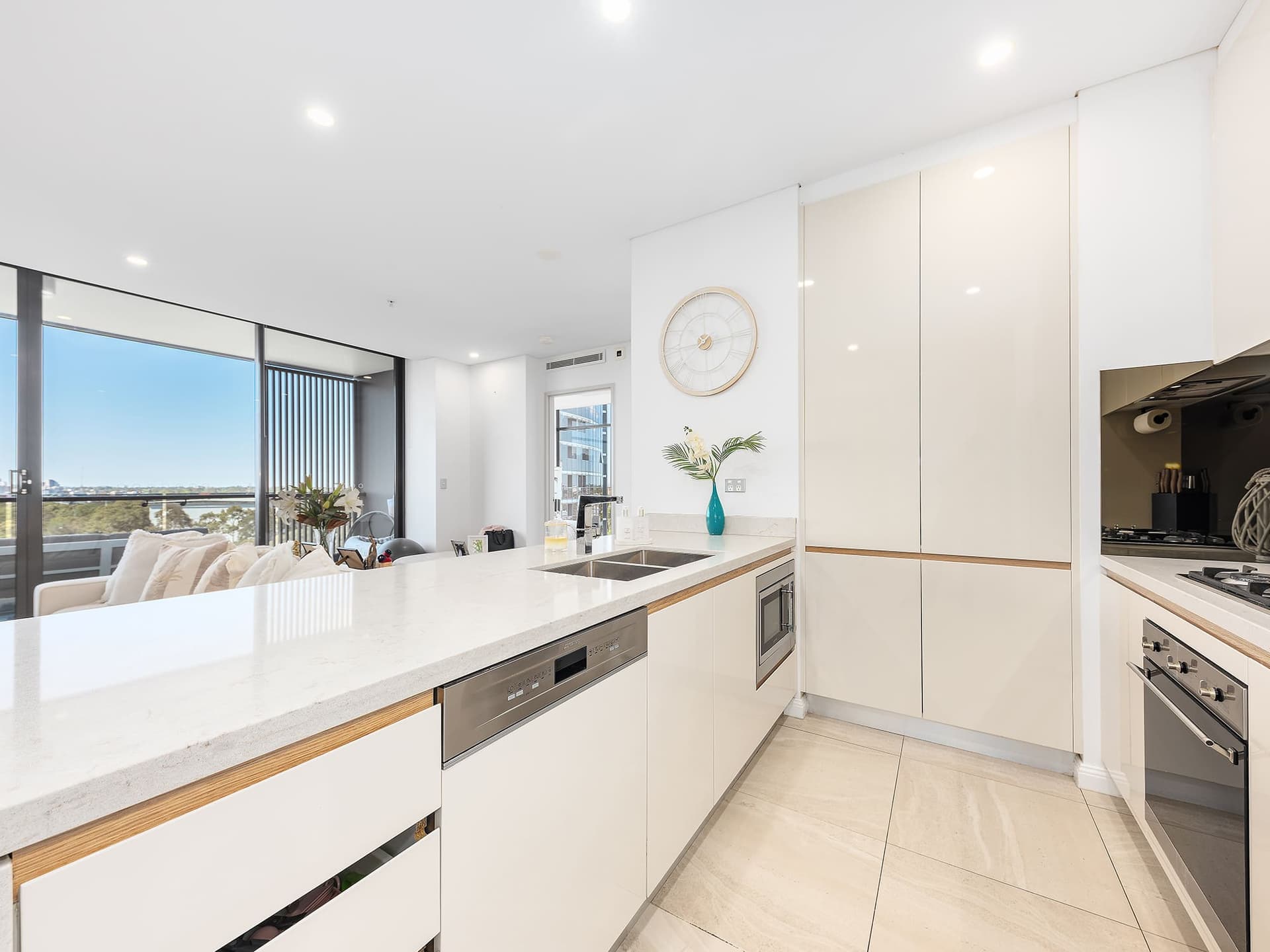 ONLINE_RHG_8884 Rework2