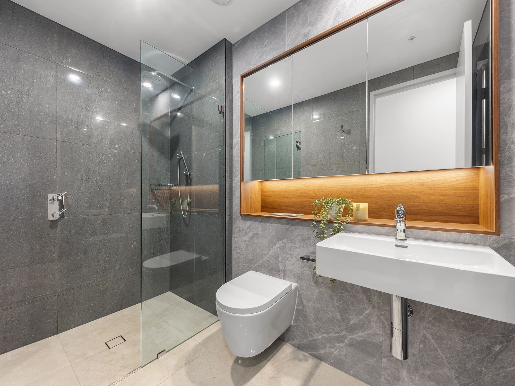 ONLINE_RHG_8120 Rework2