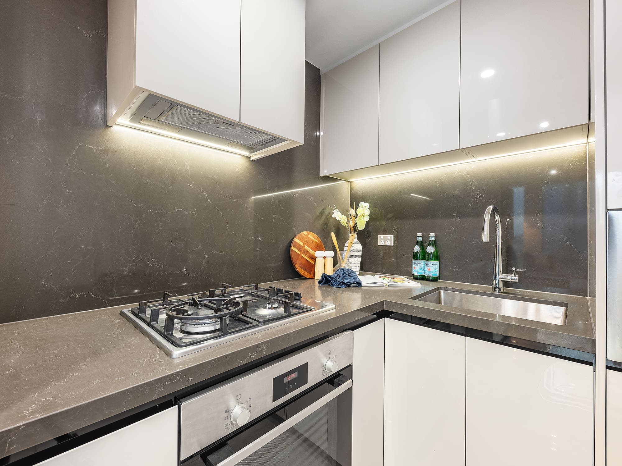 ONLINE_RHG_8189 Rework2