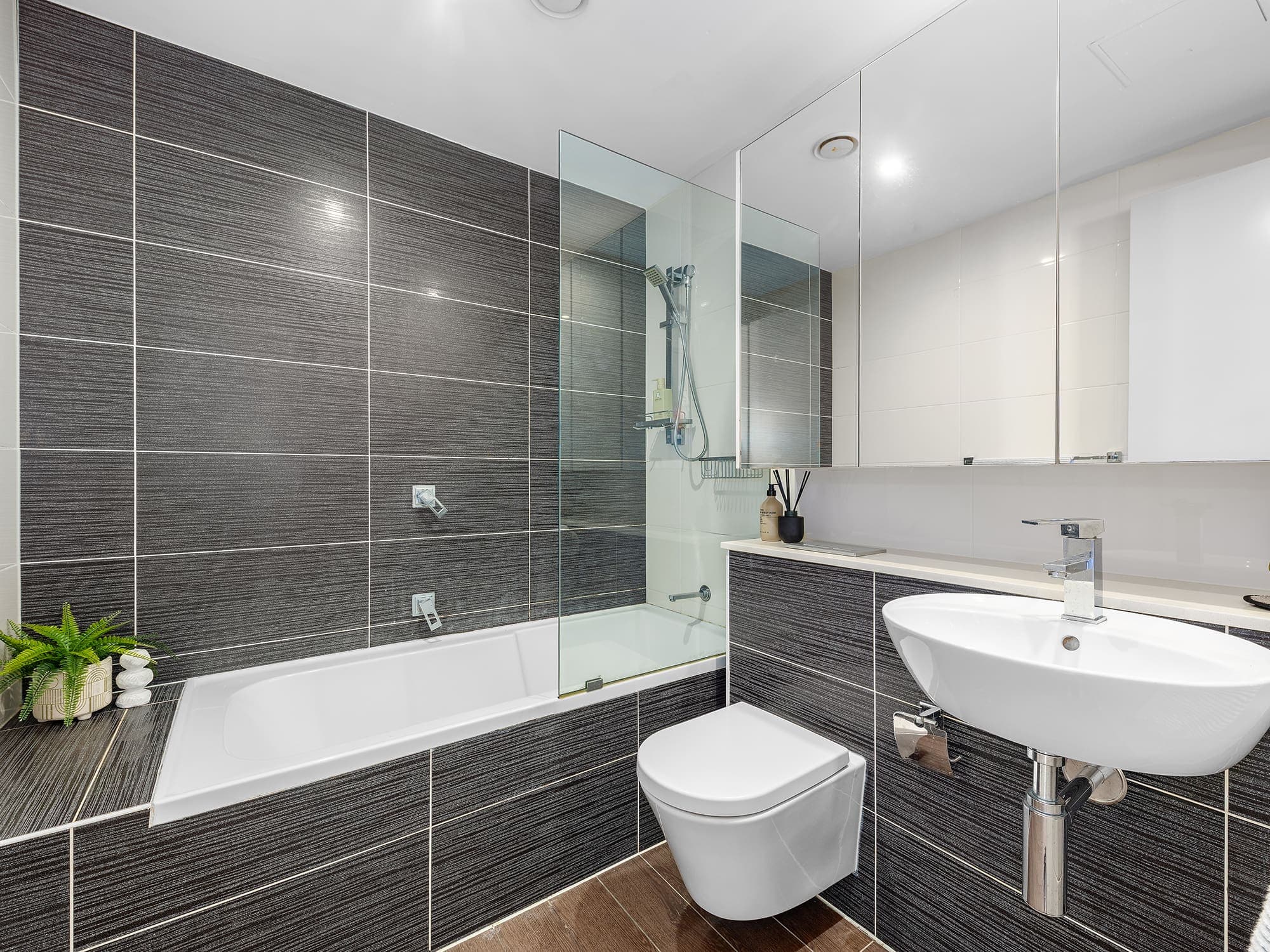 ONLINE_JJG_0948 Rework2