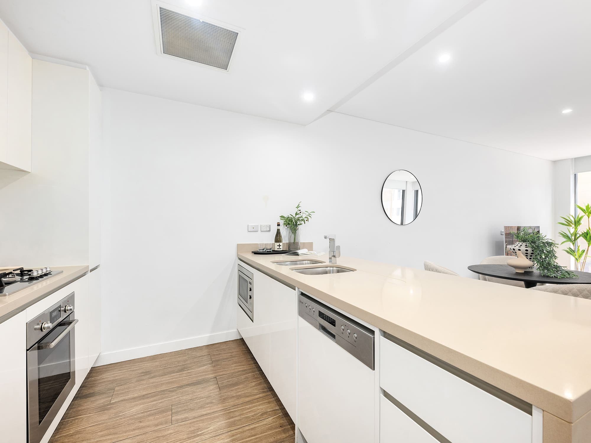 ONLINE_JJG_8808_Vers2