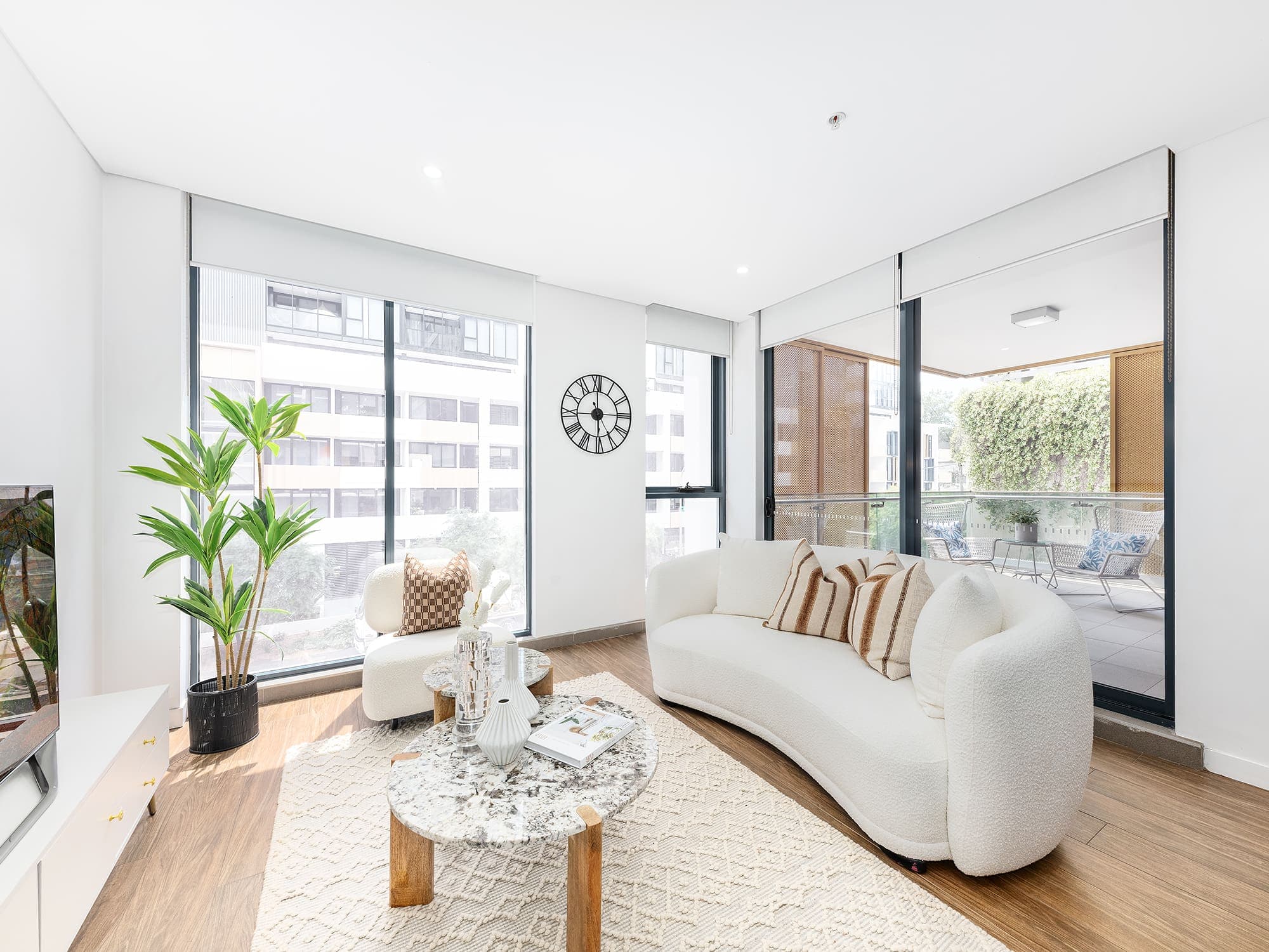 ONLINE_JJG_8877_Vers2