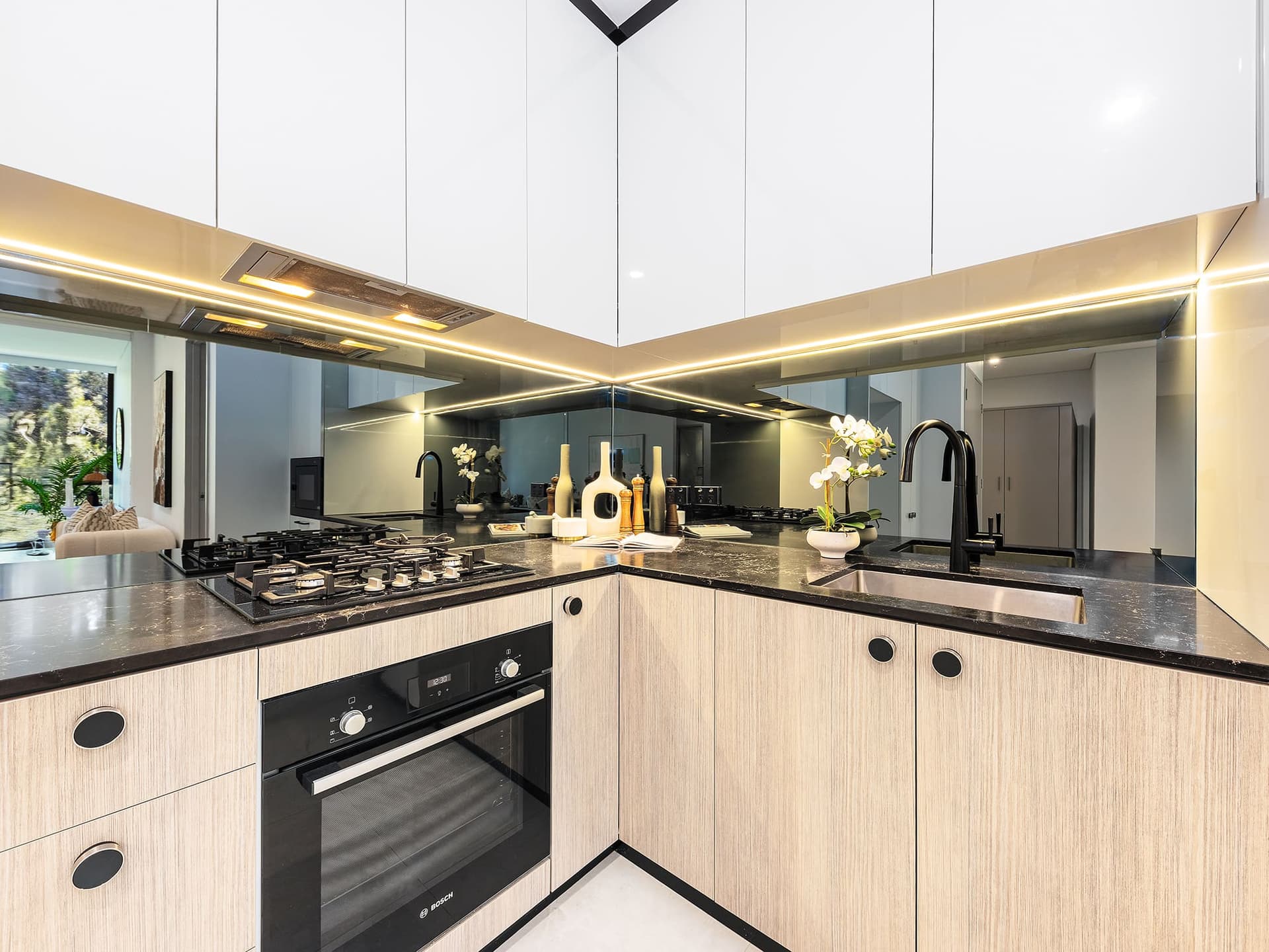 ONLINE_RHG_1660 Rework2