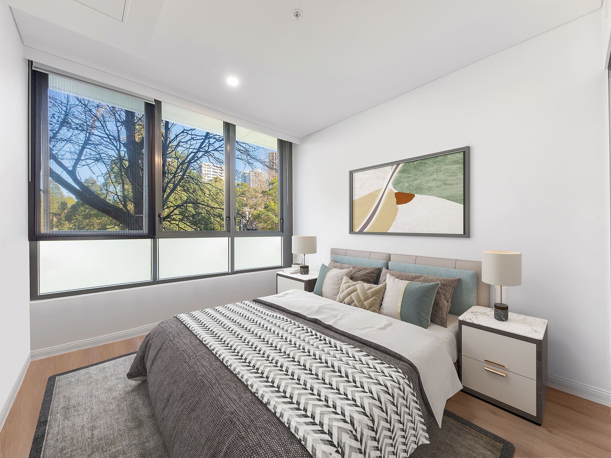 ONLINE_RHG_2364_Rework (Empty + VF) 4