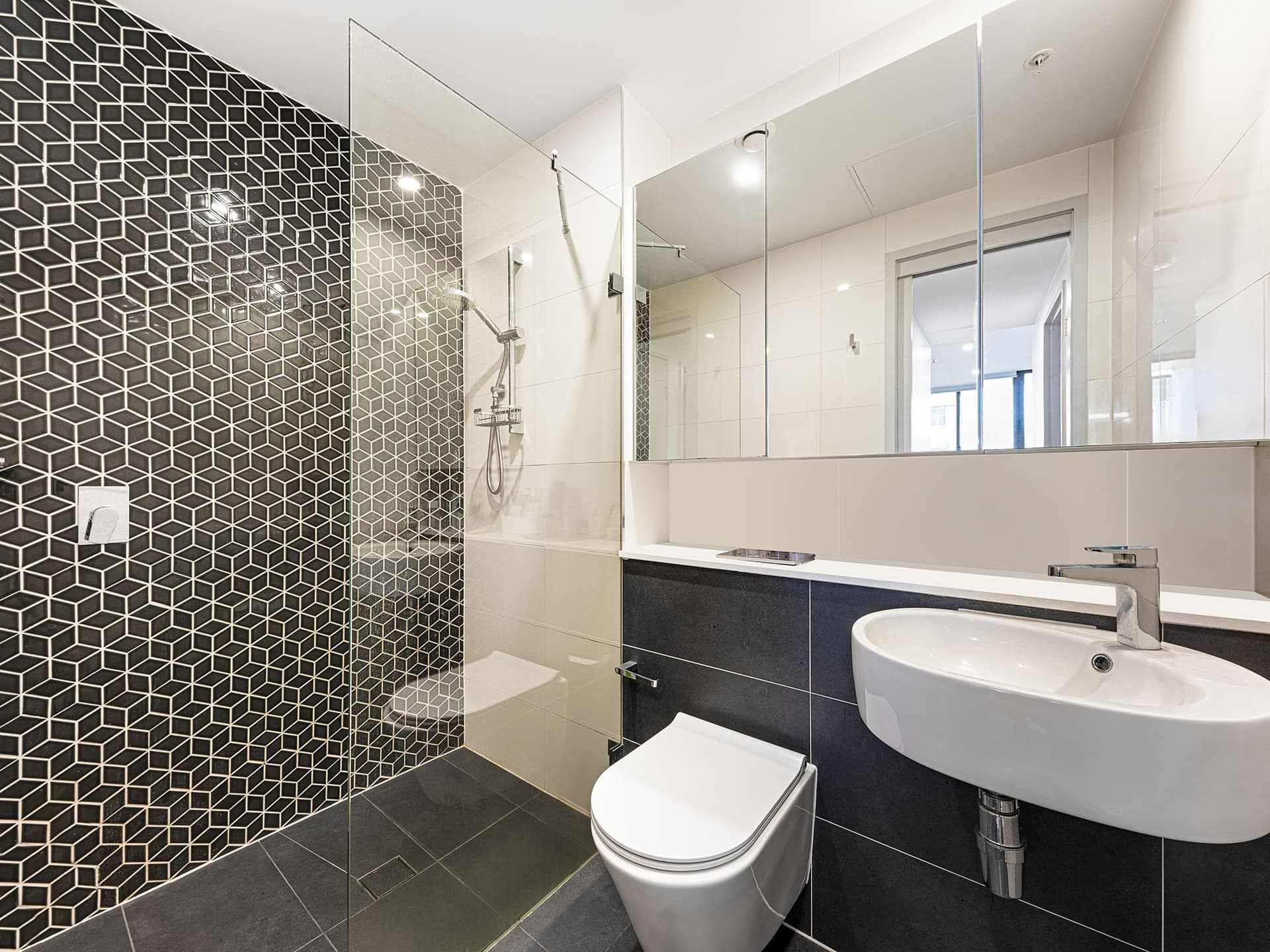 ONLINE_RHG_7111_Rework