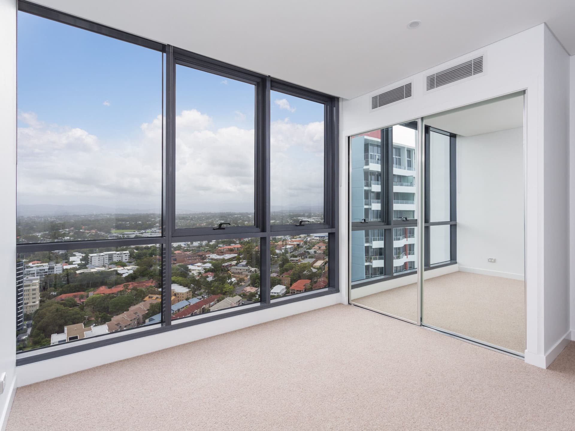 U2712 2 Como Cres, Southport-7-High-Resolution