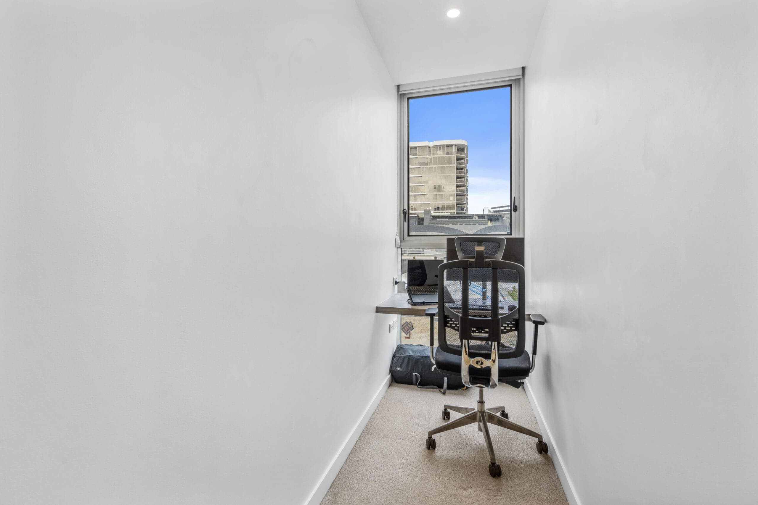 014_Open2view_ID1004098-10603_88_Doggett_Street